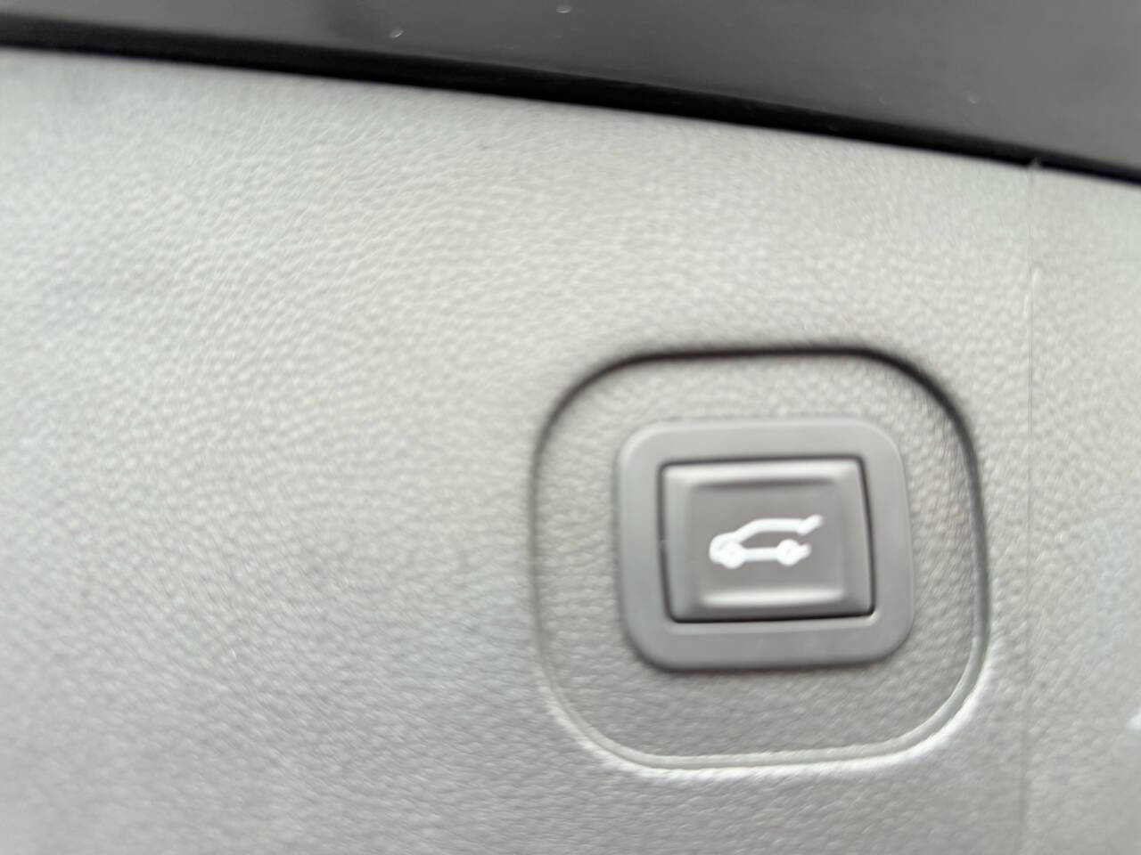 Used 2017 GMC Terrain SLT w/ Driver Alert Package I FWD image 31