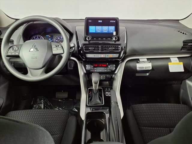 Used 2025 Mitsubishi Eclipse Cross LE AWD/4WD image 12