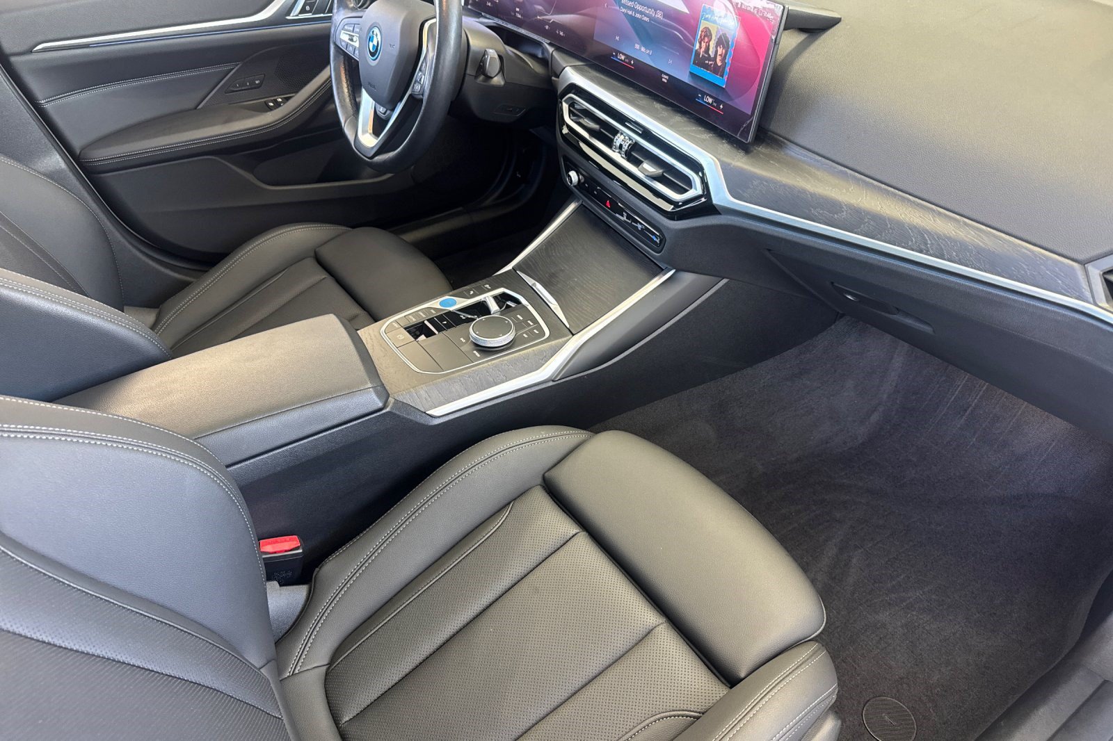 Certified 2023 BMW i4 eDrive35 w/ Premium Package RWD image 33