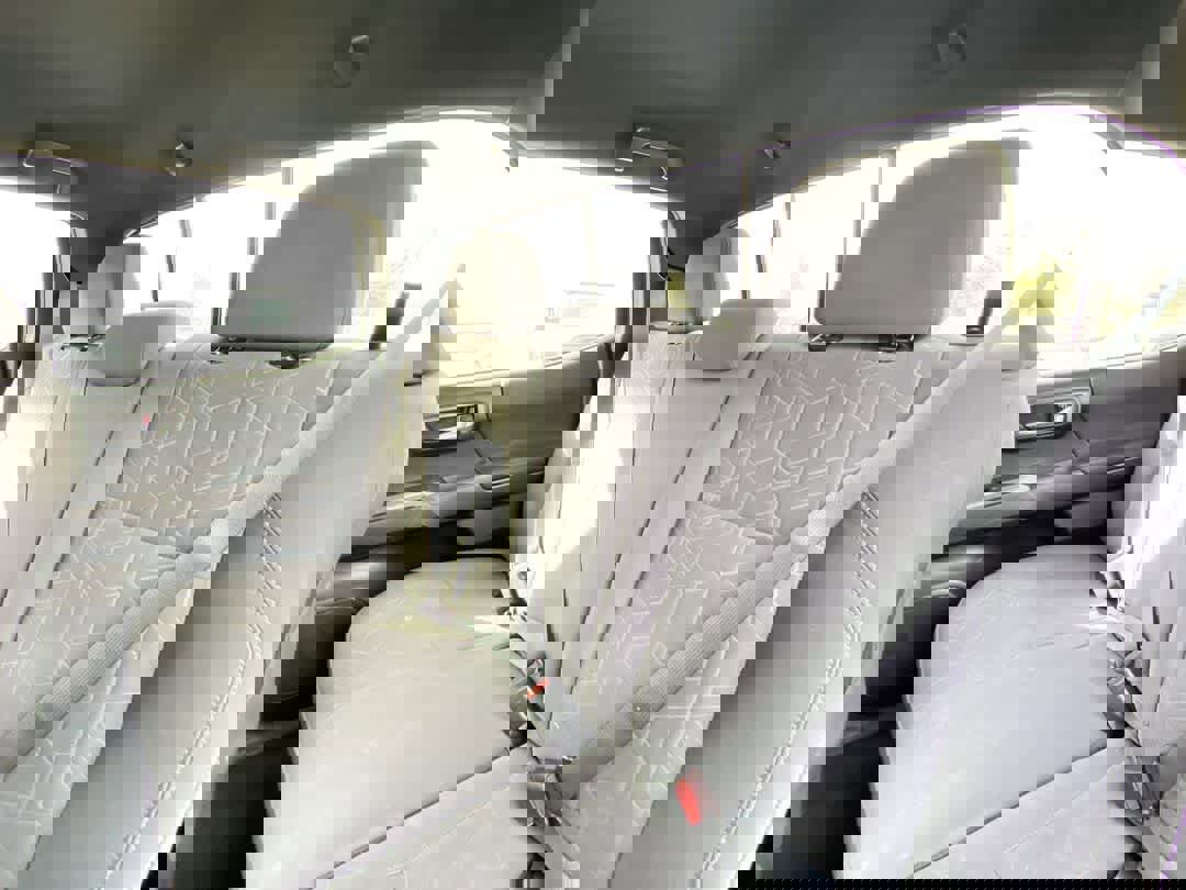 Used 2019 Toyota Tacoma TRD Sport image 25