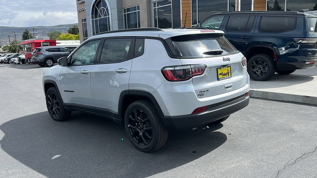 New 2026 Jeep Compass Latitude AWD/4WD image 7