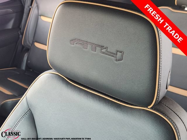 Used 2024 GMC Yukon AT4 w/ Technology Package AWD/4WD image 25