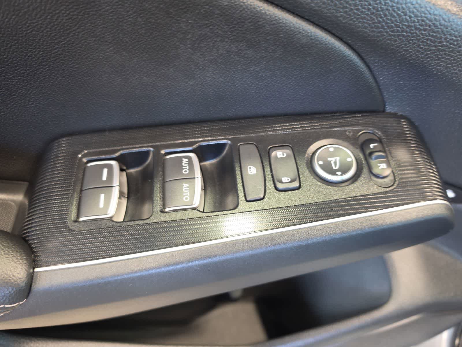 Used 2023 Honda Civic Touring image 18
