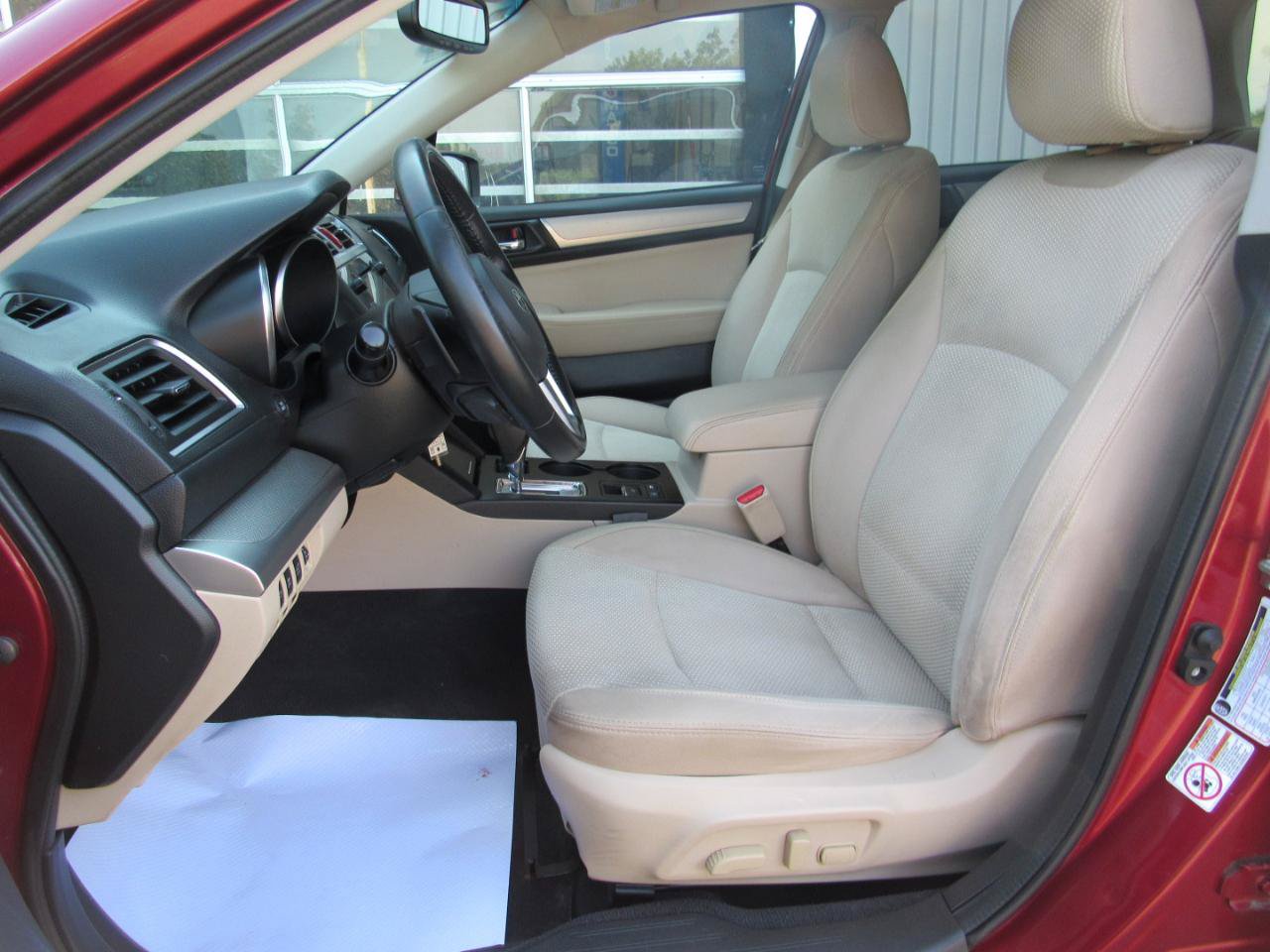 Used 2016 Subaru Outback 2.5i Premium AWD/4WD image 5