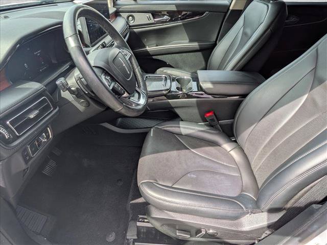 Used 2023 Lincoln Nautilus Reserve w/ Luxury Package AWD/4WD image 16
