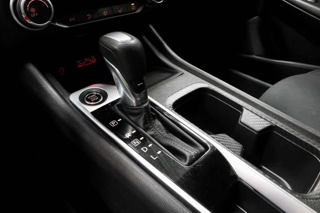 Certified 2024 Nissan Sentra SV FWD image 30