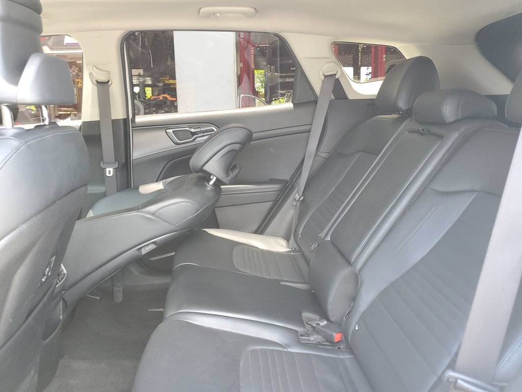 Certified 2023 Kia Sportage SX FWD image 15
