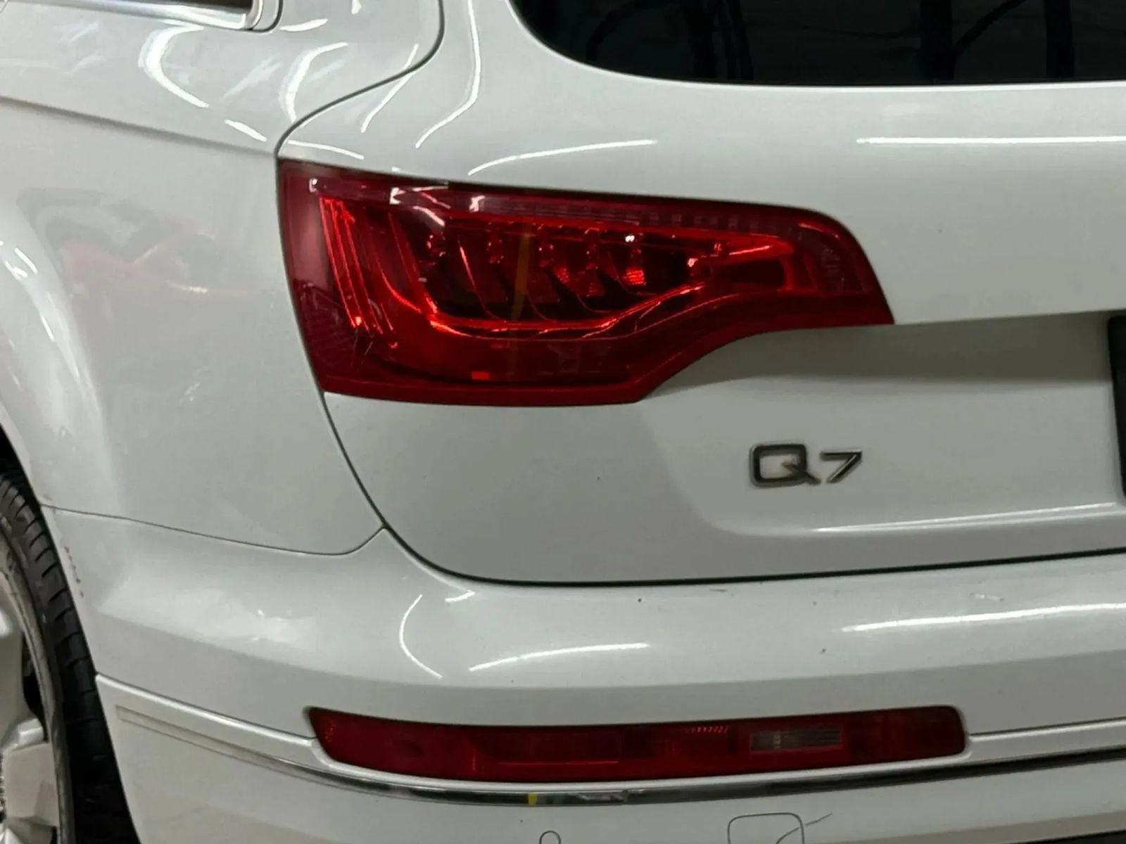 Used 2015 Audi Q7 TDI Premium Plus w/ Premium Plus Package AWD/4WD image 12