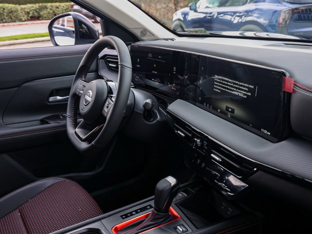New 2026 Nissan Kicks SR FWD image 20