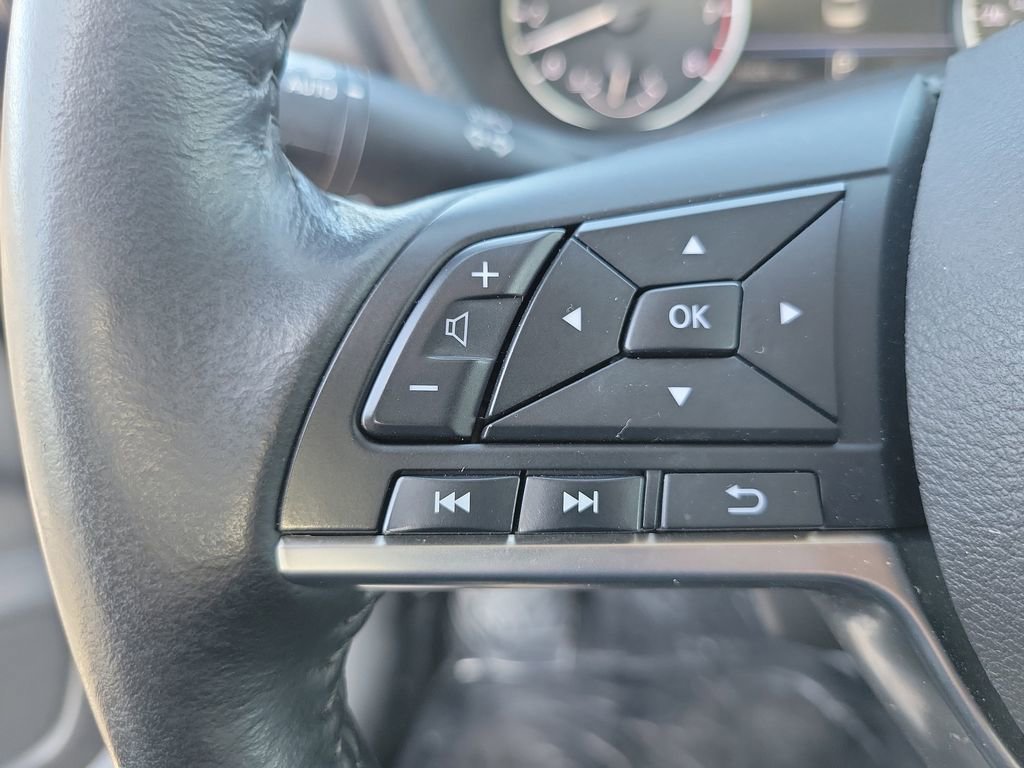 Used 2023 Nissan Sentra SV w/ All-Weather Package image 6