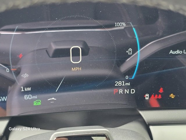 New 2025 Cadillac Optiq Sport 1 w/ LPO, Floor Liner Package image 24