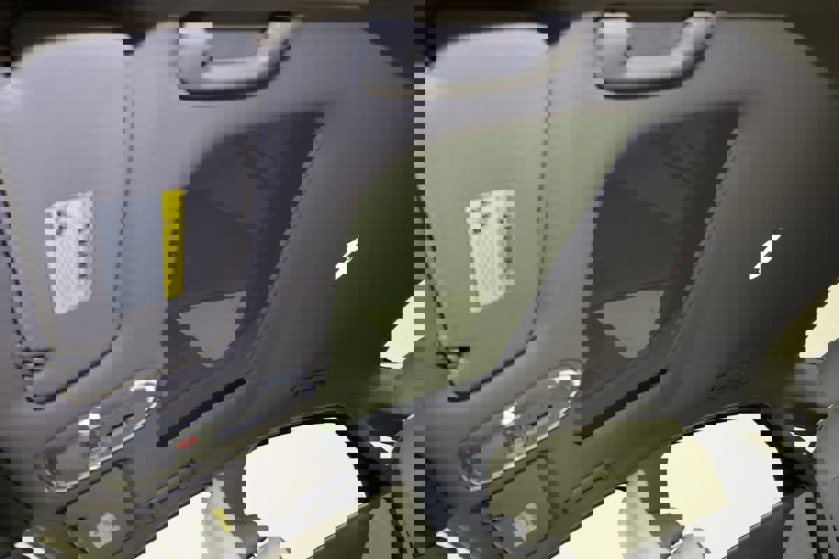 Used 2025 Hyundai Ioniq 6 Limited image 13