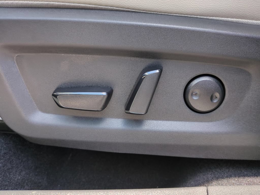 Certified 2026 Nissan Murano SV AWD/4WD image 17
