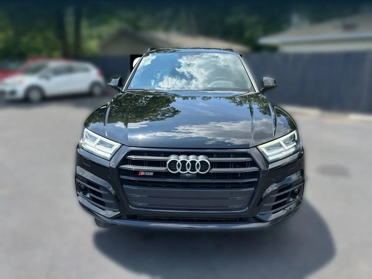 Used 2020 Audi SQ5 Prestige w/ Prestige Package image 1