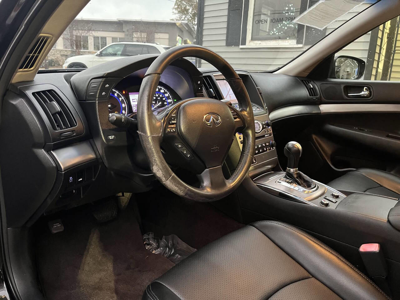 Used 2015 INFINITI Q40 AWD w/ Navigation Package image 9