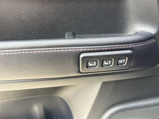 Used 2018 Toyota 4Runner Limited AWD/4WD image 12