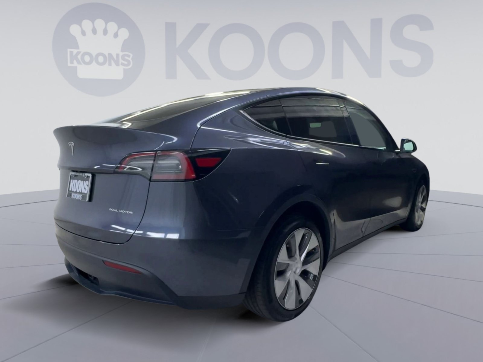 Used 2023 Tesla Model Y Long Range AWD/4WD image 11