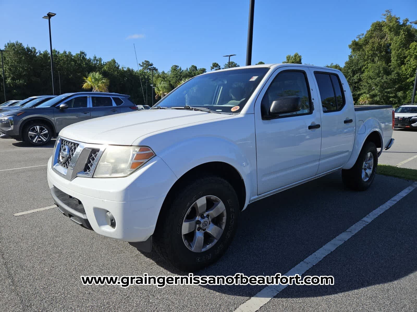 Used 2012 Nissan Frontier SV RWD image 5