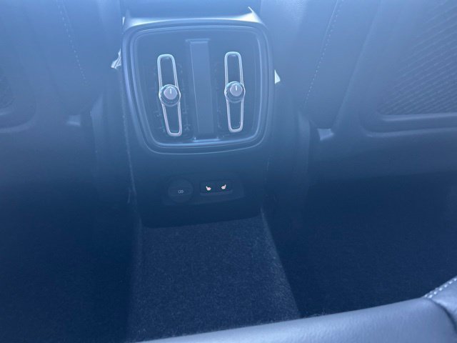 Certified 2026 Volvo XC40 B5 Plus AWD/4WD image 16