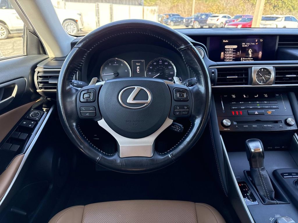 Used 2017 Lexus IS 200t image 17