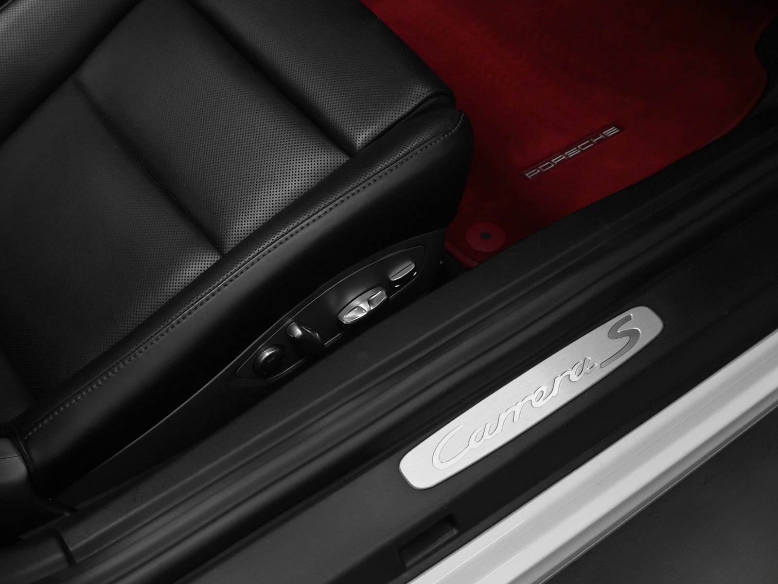 Certified 2014 Porsche 911 Carrera S image 22