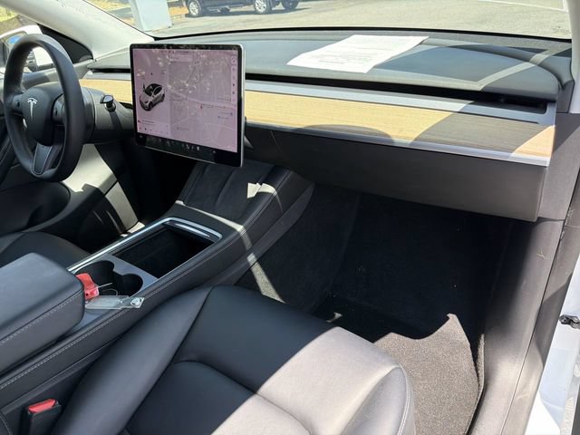 Used 2021 Tesla Model Y Long Range AWD/4WD image 27