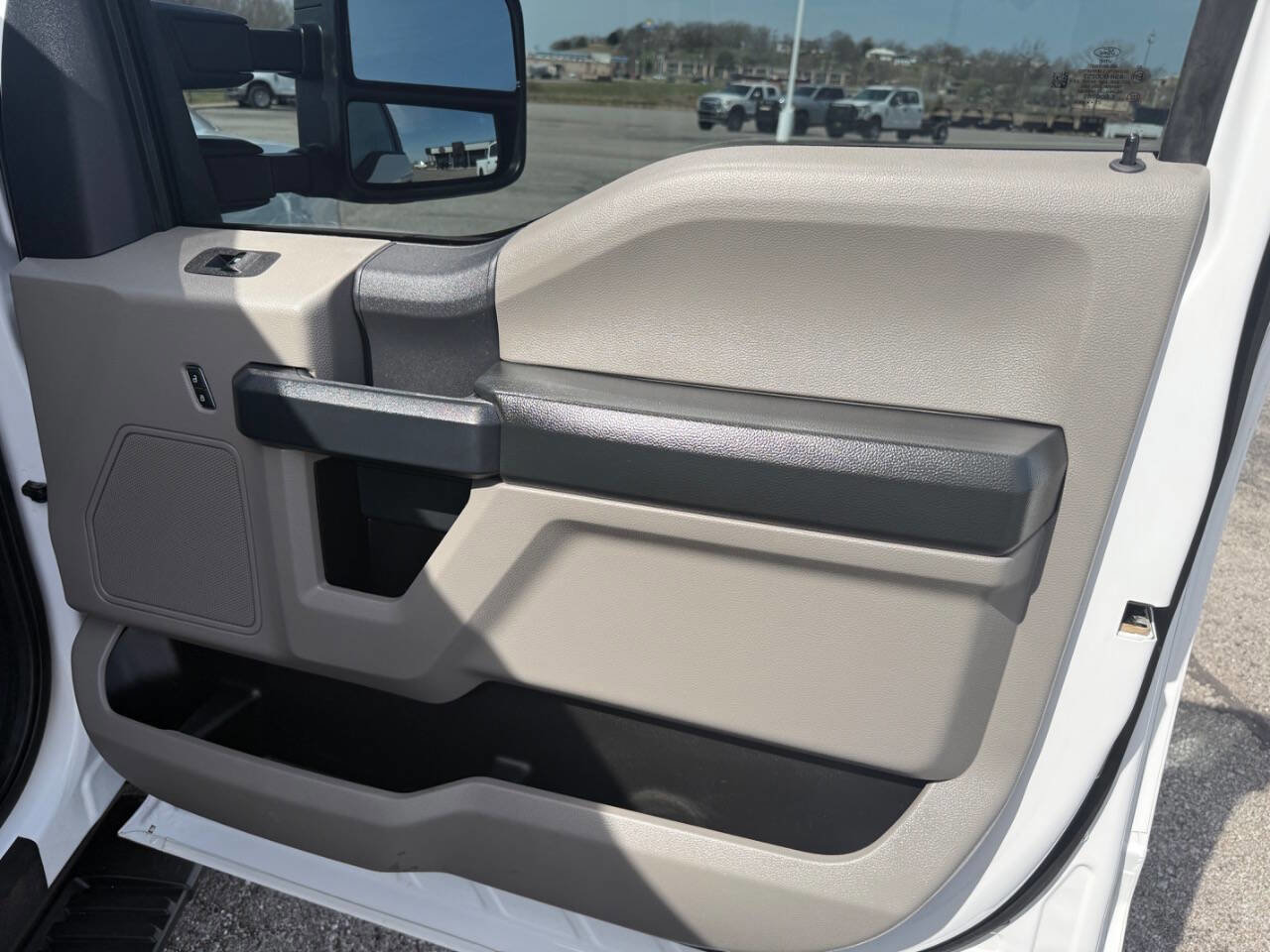 Used 2022 Ford F250 XL w/ Power Equipment Group image 35