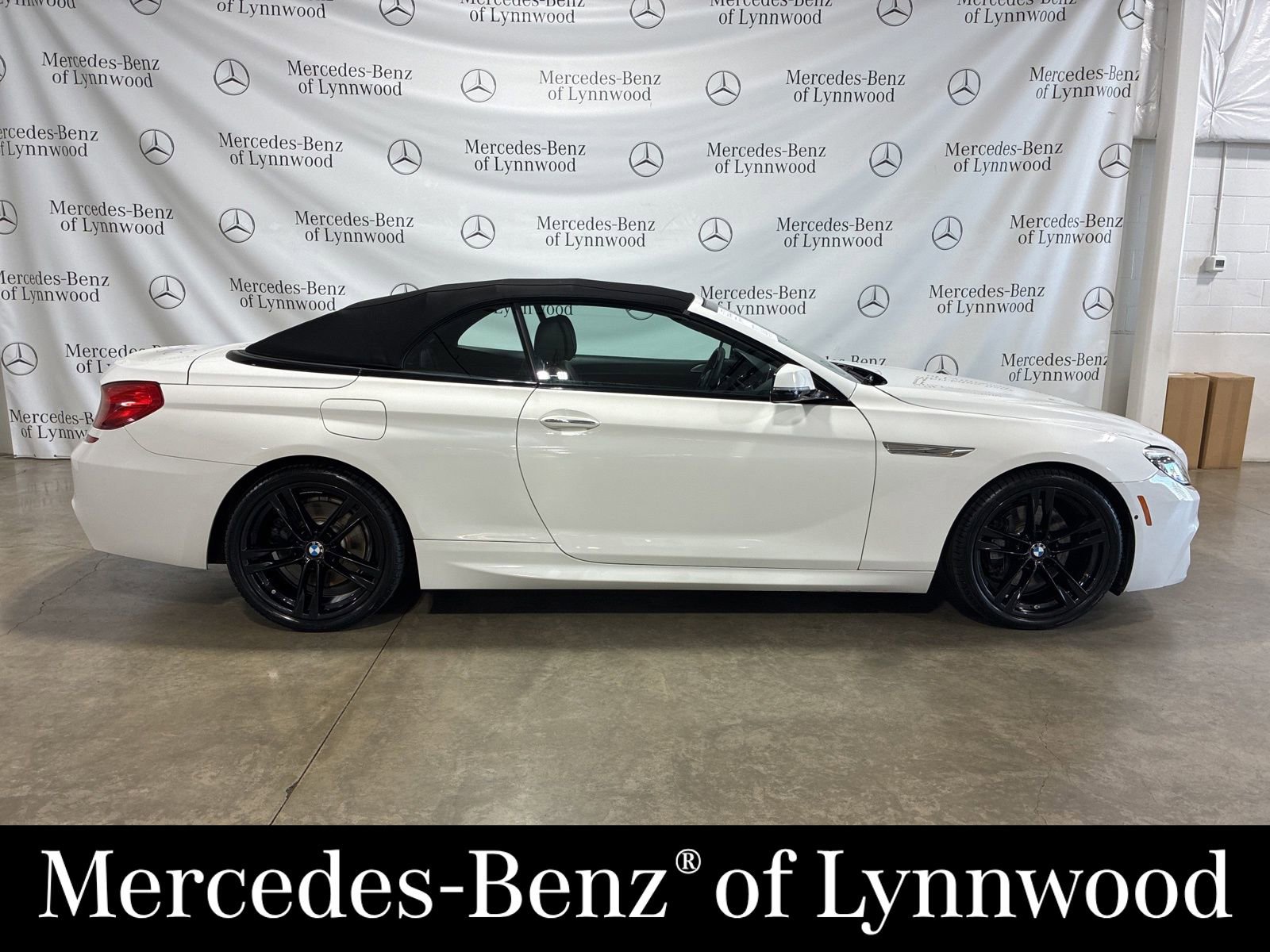 Used 2016 BMW 650i Convertible image 3