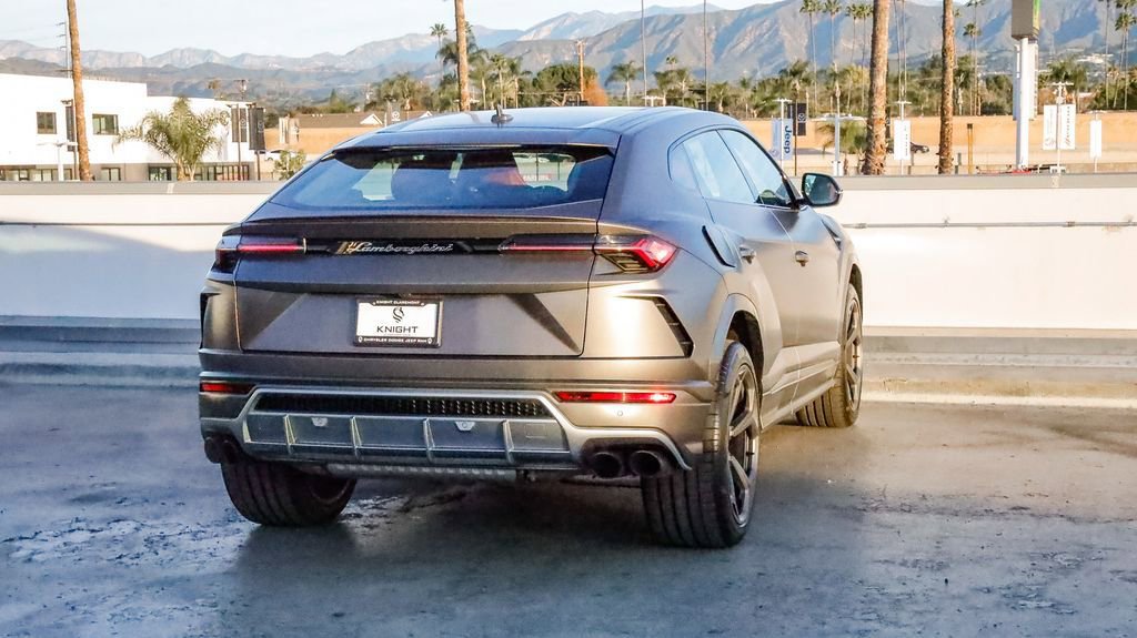 Used 2022 Lamborghini Urus image 6
