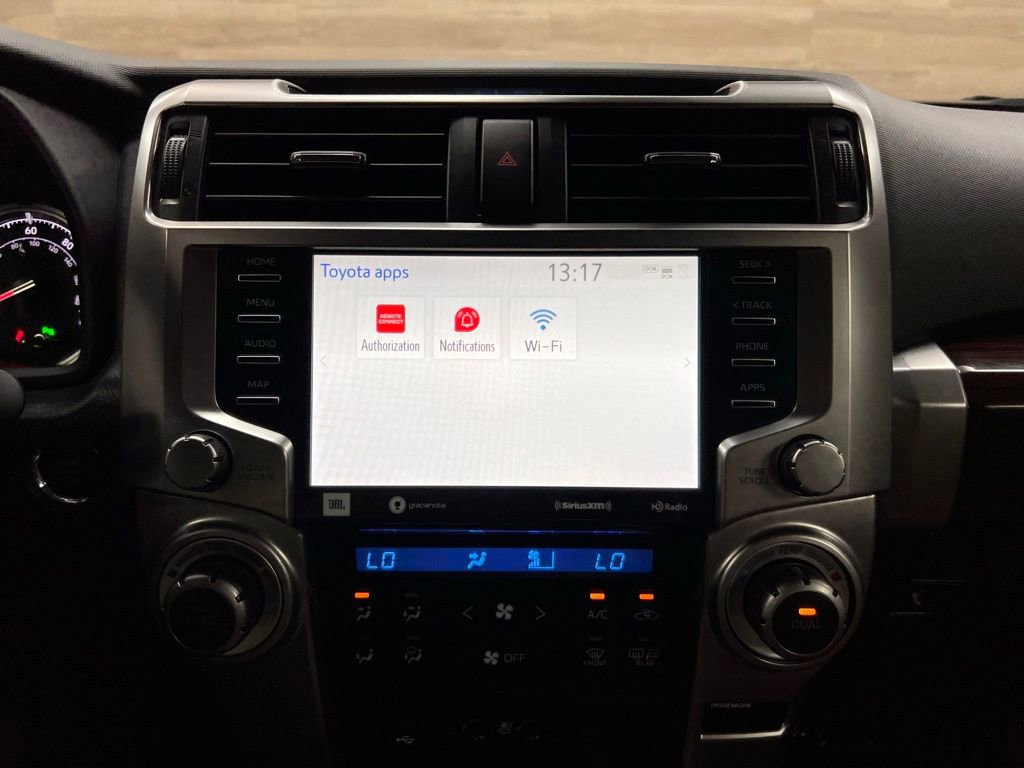 Used 2024 Toyota 4Runner Limited AWD/4WD image 23