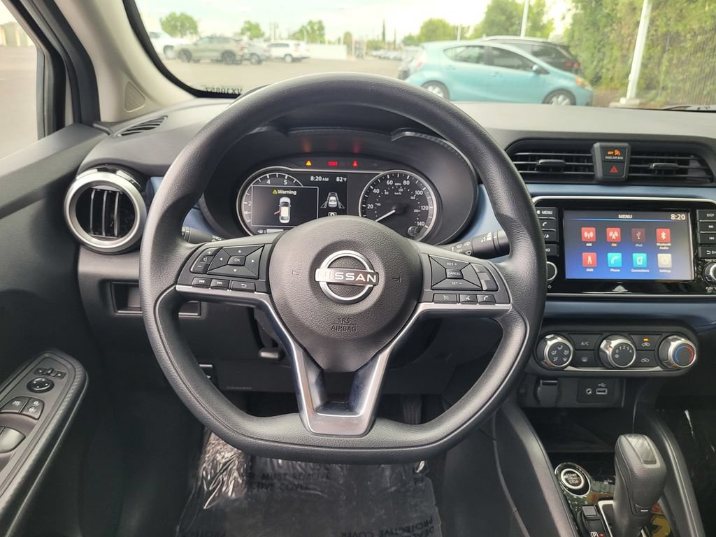 Used 2025 Nissan Versa SV FWD image 17