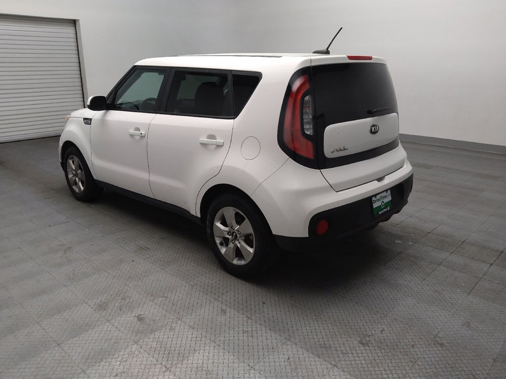 Used 2017 Kia Soul FWD image 5