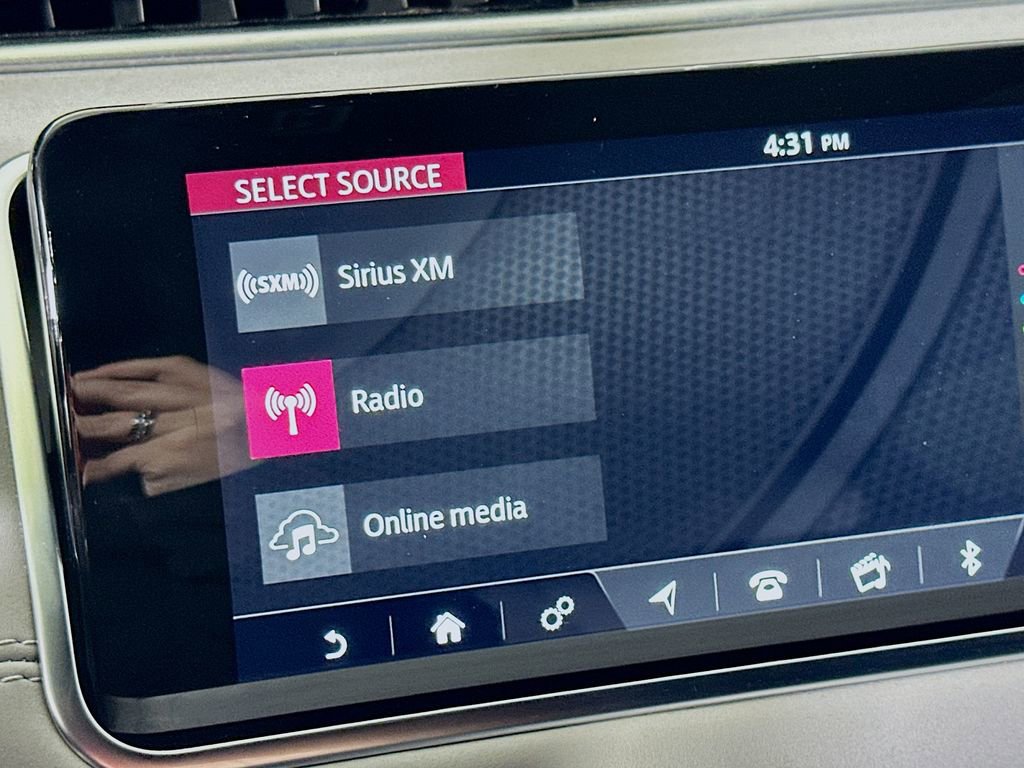 Used 2020 Land Rover Range Rover Evoque SE image 27