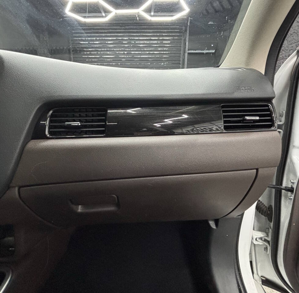 Used 2018 Mitsubishi Outlander GT AWD/4WD image 33