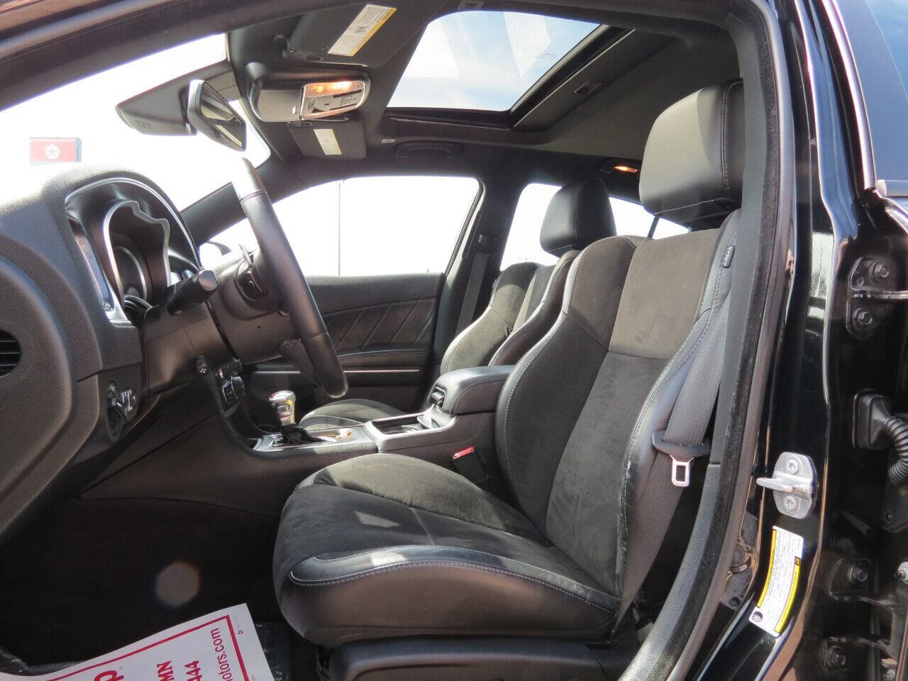 Used 2018 Dodge Charger GT image 11