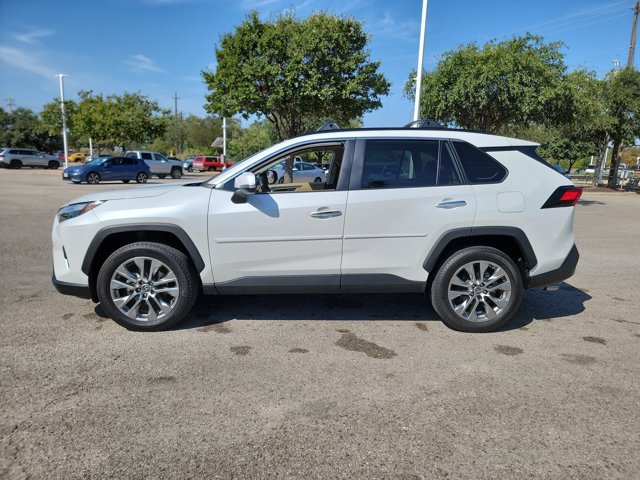 Used 2025 Toyota RAV4 Limited FWD image 8
