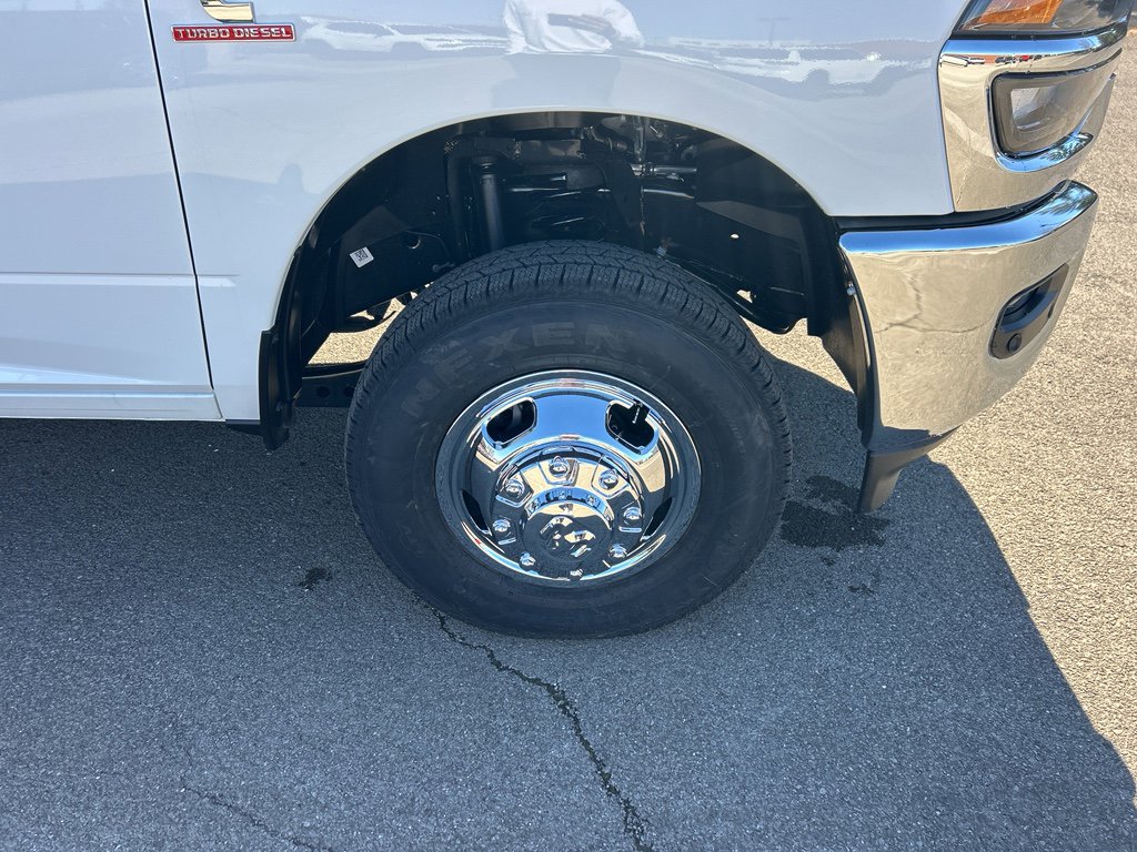New 2026 RAM 3500 Tradesman w/ Chrome Appearance Group A image 12