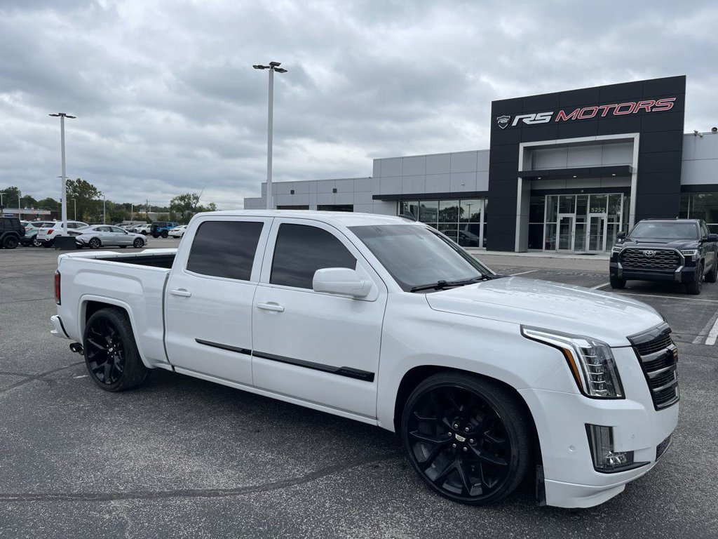 Used 2018 GMC Sierra 1500 SLT w/ Texas SLT Premium Package RWD image 1