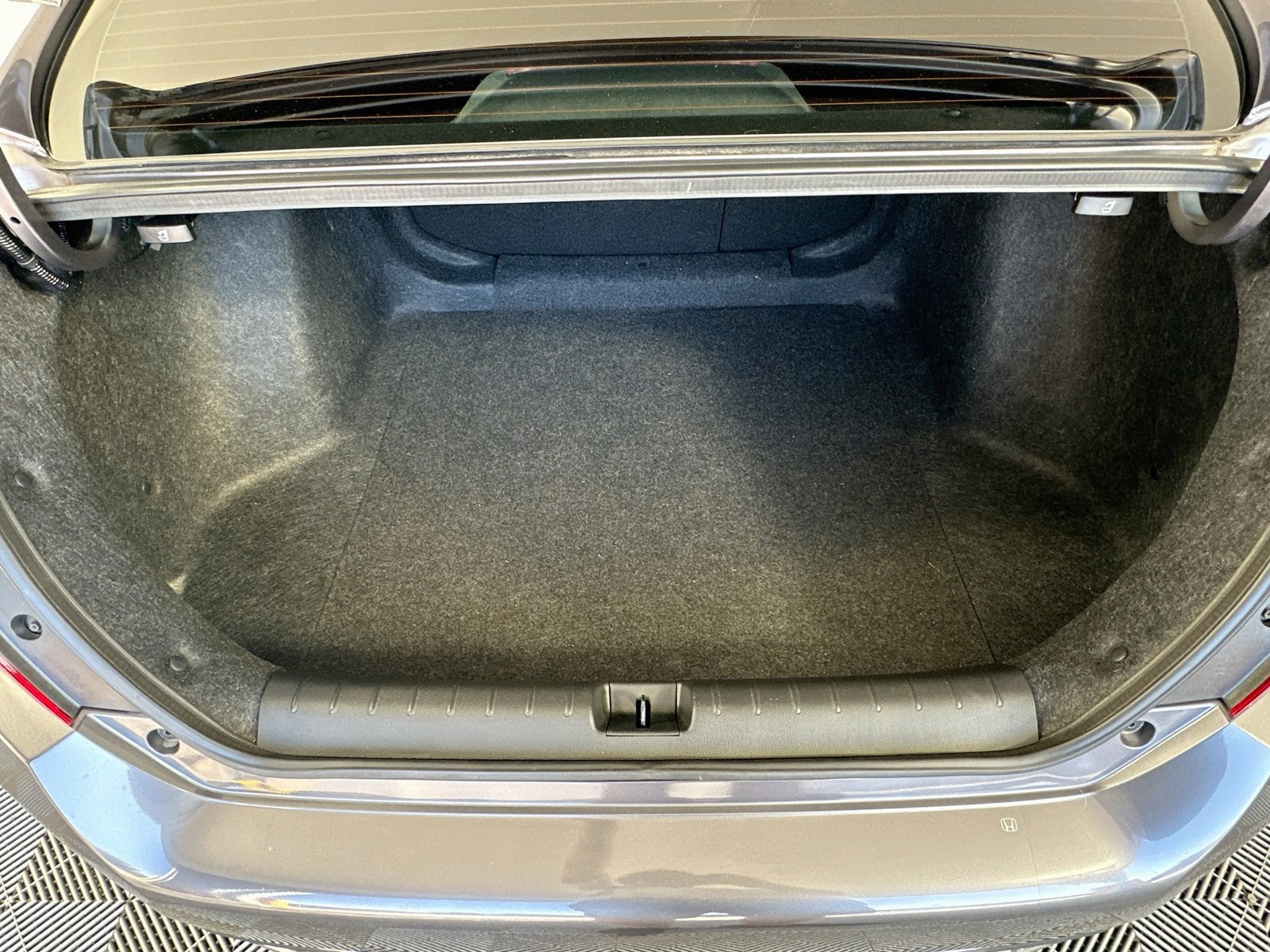 Used 2020 Honda Civic EX image 25