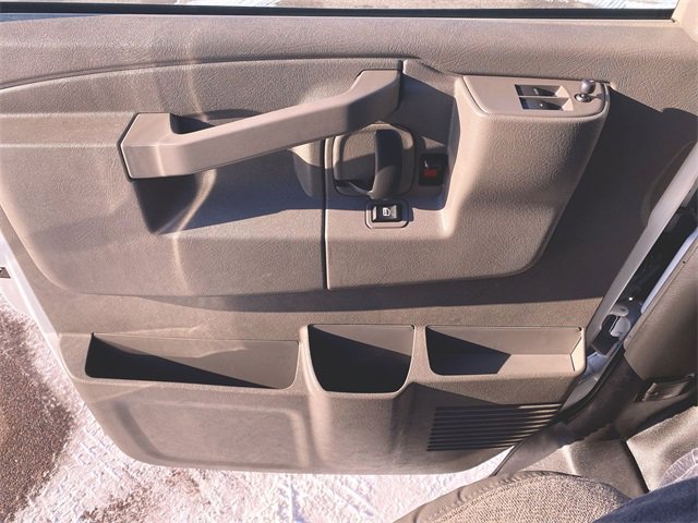 Used 2023 GMC Savana 2500 LS w/ Driver Convenience Package image 19