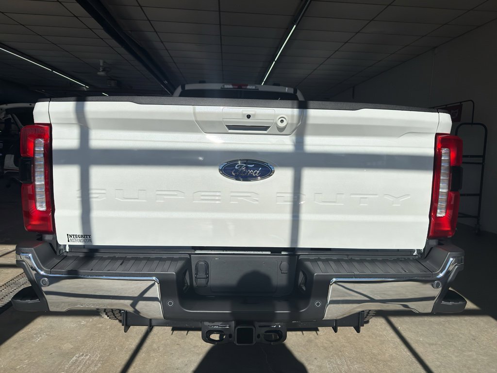 New 2026 Ford F350 Lariat w/ Lariat Premium Package image 3
