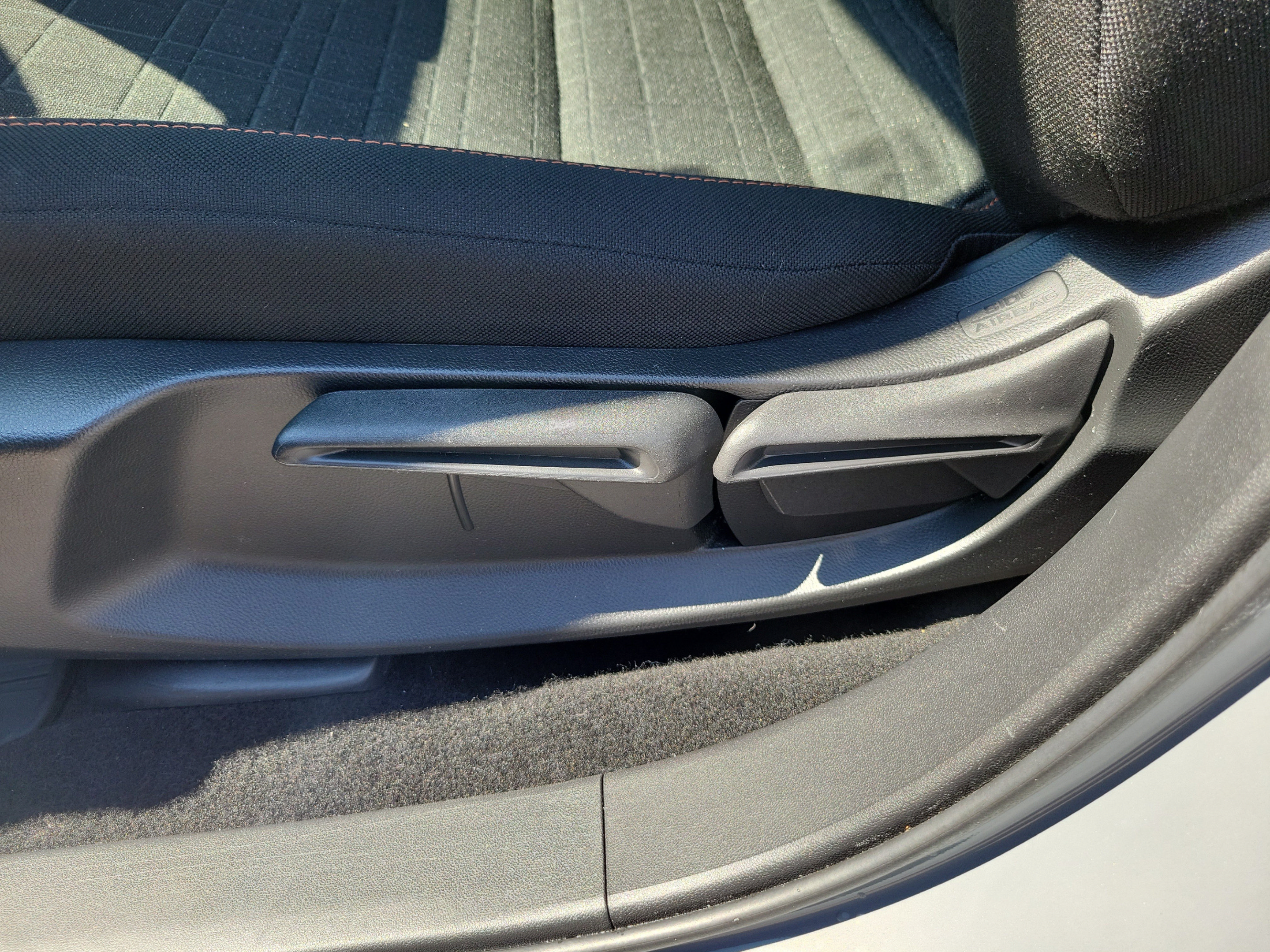 Certified 2025 Honda HR-V Sport image 26