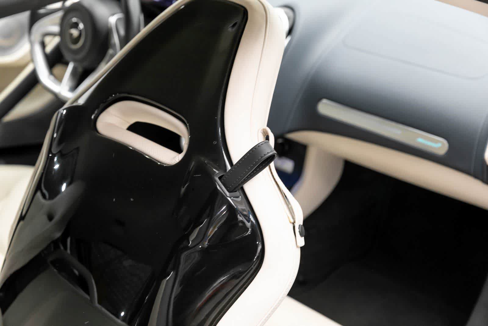Used 2020 McLaren GT RWD image 35