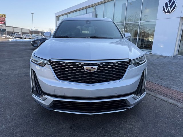 Used 2020 Cadillac XT6 Premium Luxury image 2