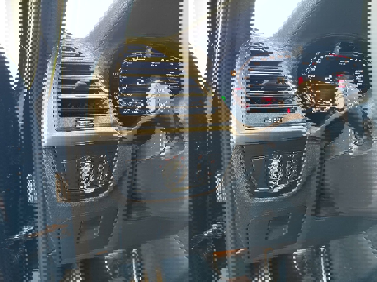 New 2025 BMW X4 M w/ Competition Package image 37