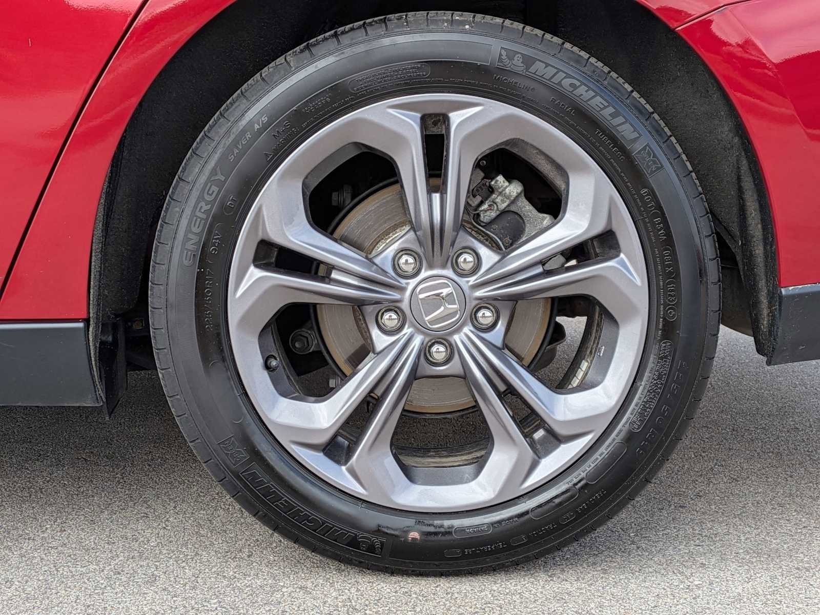 Certified 2023 Honda Accord EX image 13