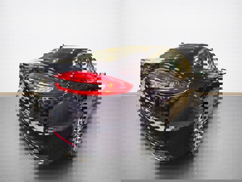 Used 2020 Ford Fusion SE image 4