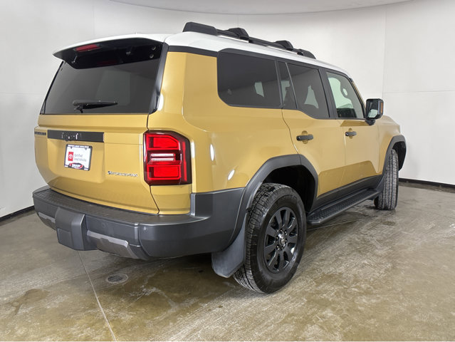 Used 2025 Toyota Land Cruiser image 21