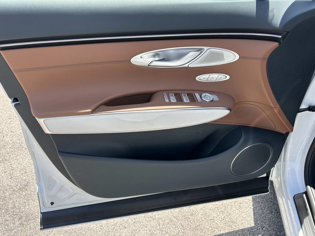 New 2026 Genesis GV70 2.5T Advanced AWD/4WD image 15