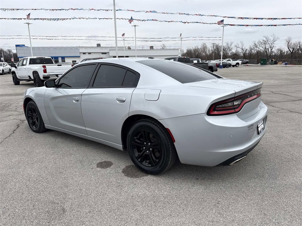Used 2021 Dodge Charger SXT w/ Leather Interior Group image 3